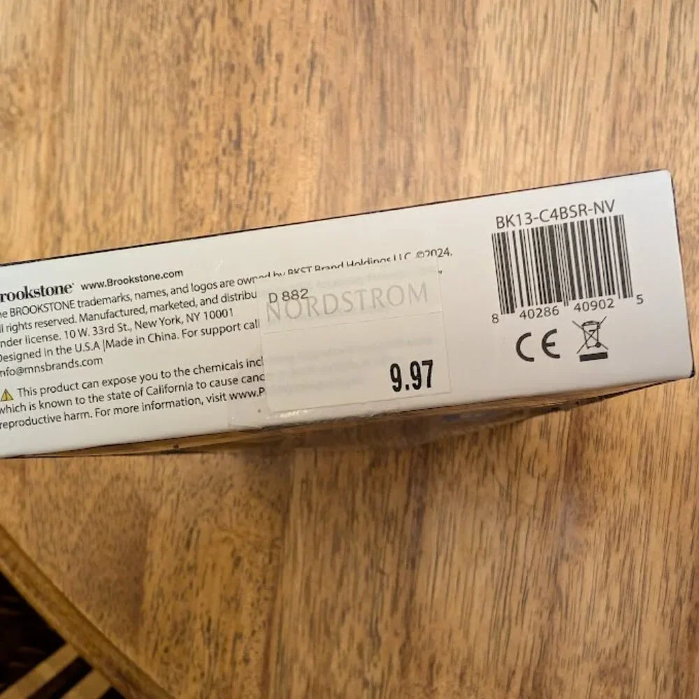 NIB Brookstone 60 Watt Type-C to Type-C Charging Cable